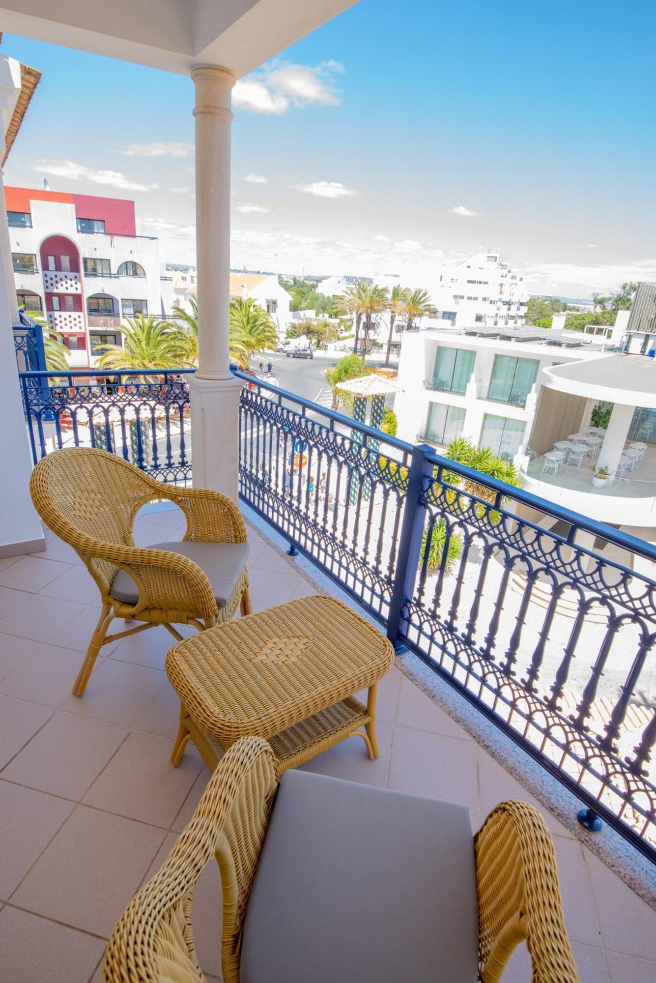 Charm Apartment T2 All With Big Terrace Albufeira Self Check-In 外观 照片